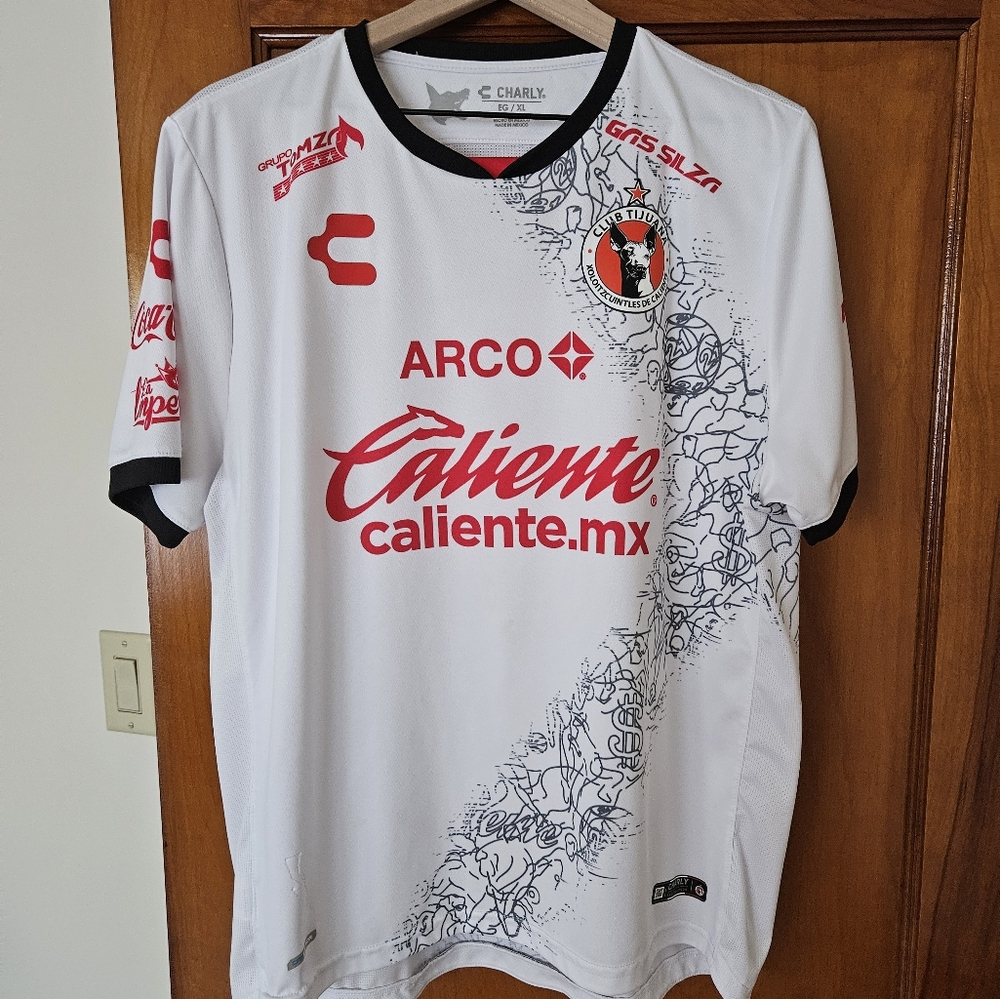 Club Tijuana Authentic 2020/21 Away Kit